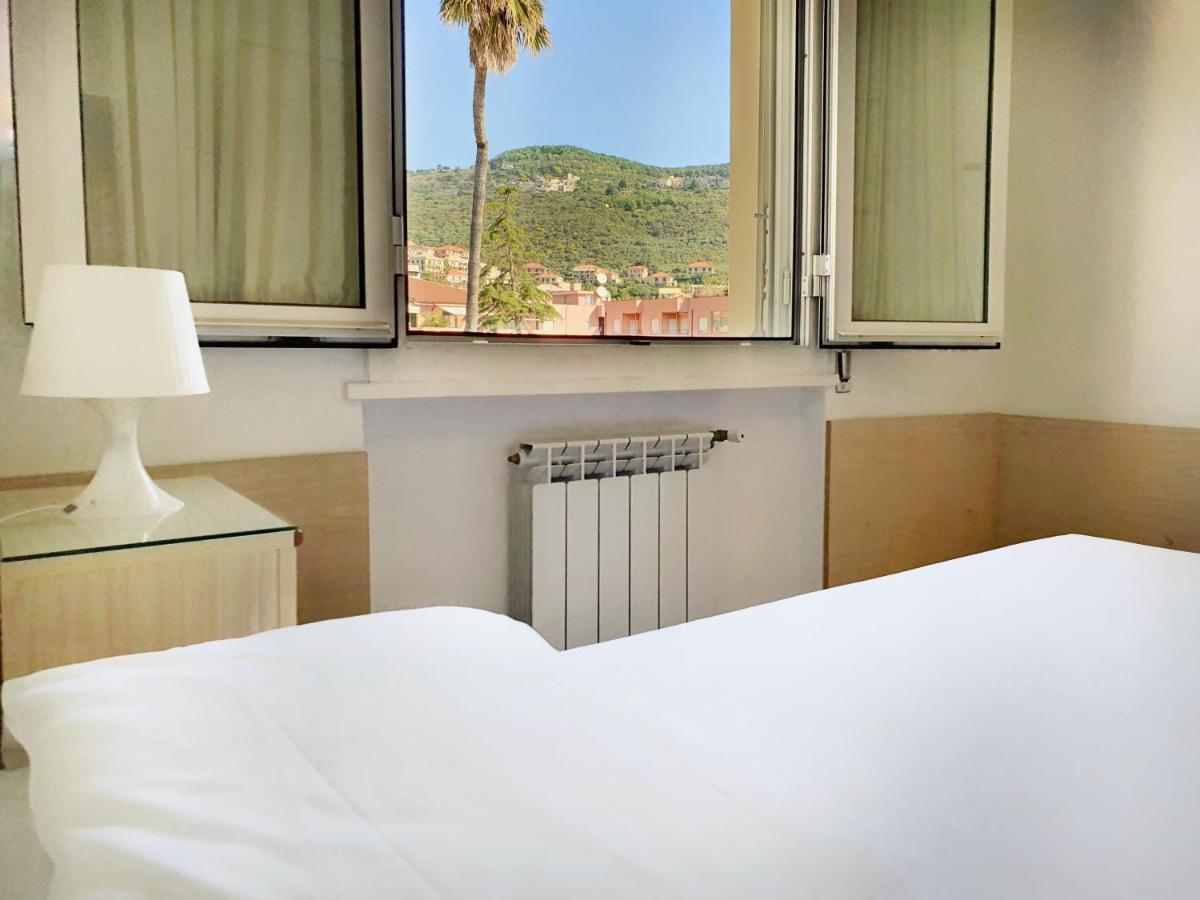בורג'ו ורצי Ligure Residence מראה חיצוני תמונה