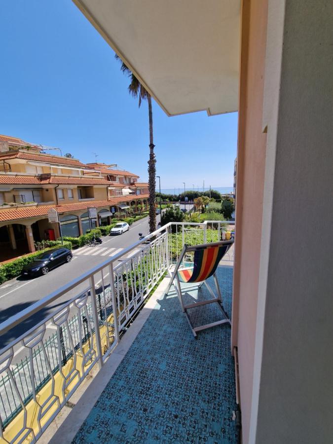 בורג'ו ורצי Ligure Residence מראה חיצוני תמונה