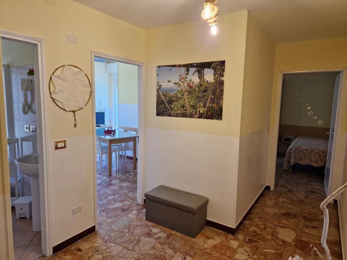 בורג'ו ורצי Ligure Residence מראה חיצוני תמונה