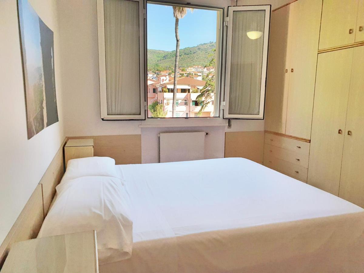 בורג'ו ורצי Ligure Residence מראה חיצוני תמונה